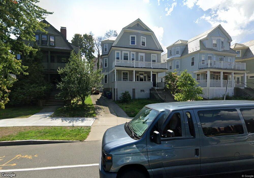 92 Powder House Blvd unit 2, Somerville, MA 02144 - photo 1