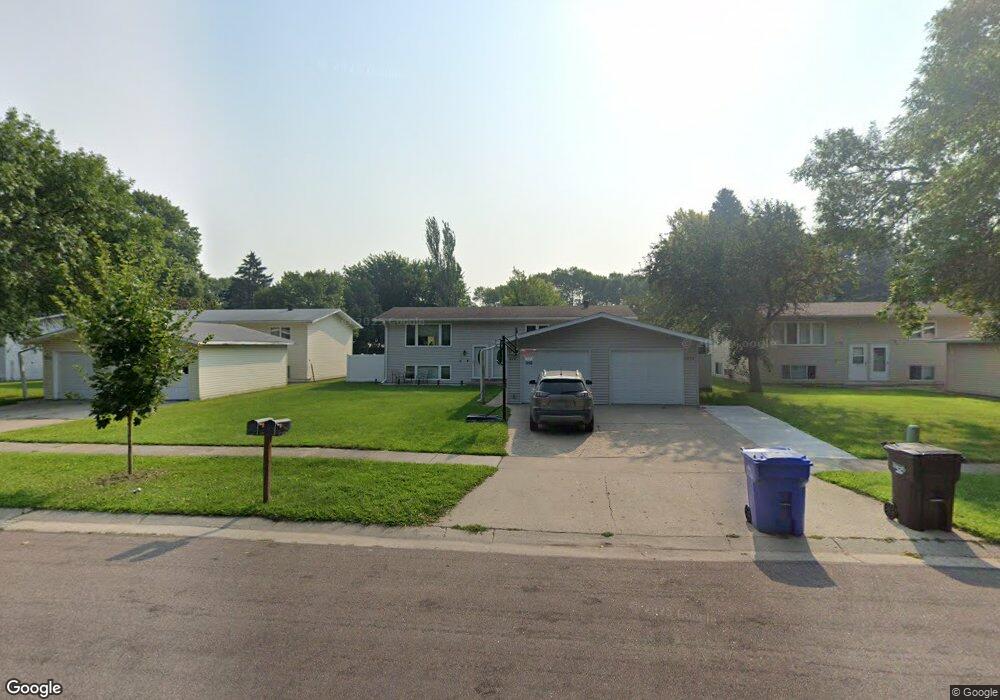 3219 2nd St N unit 3221, Fargo, ND 58102 - photo 1
