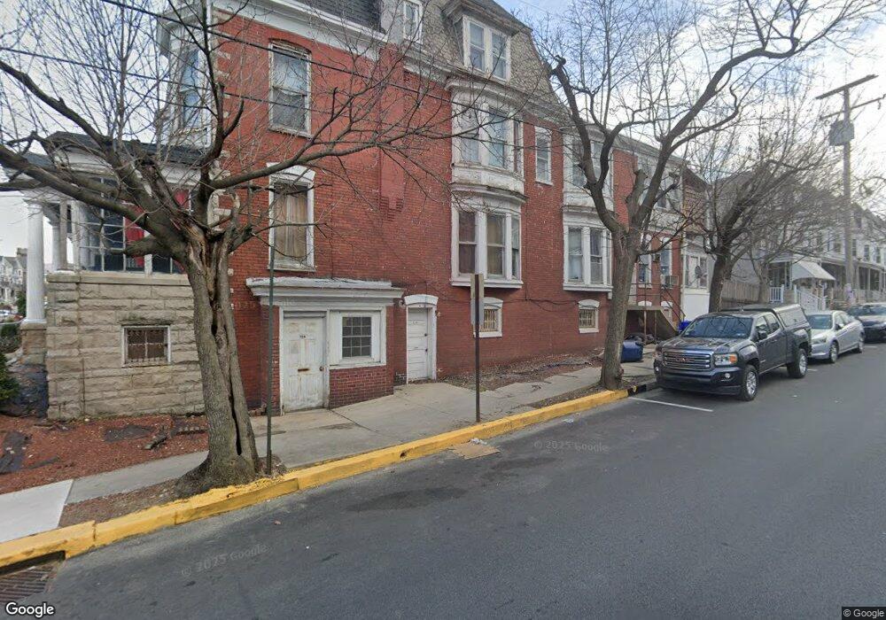 164 W Windsor St, Reading, PA 19601 - photo 1