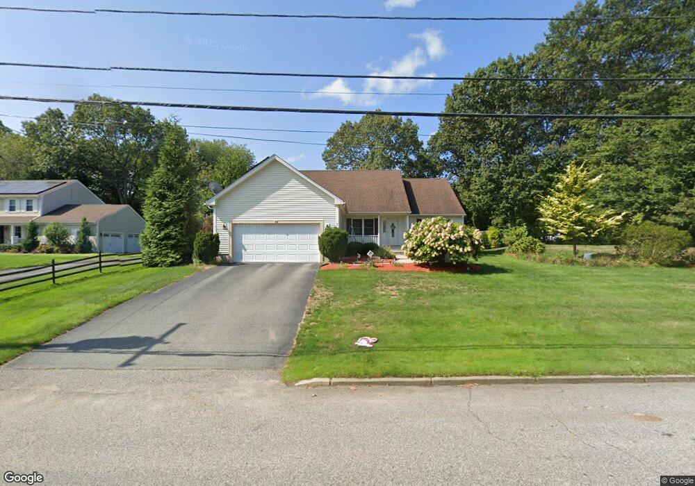 7 Castleton Dr, Cranston, RI 02921 - photo 1