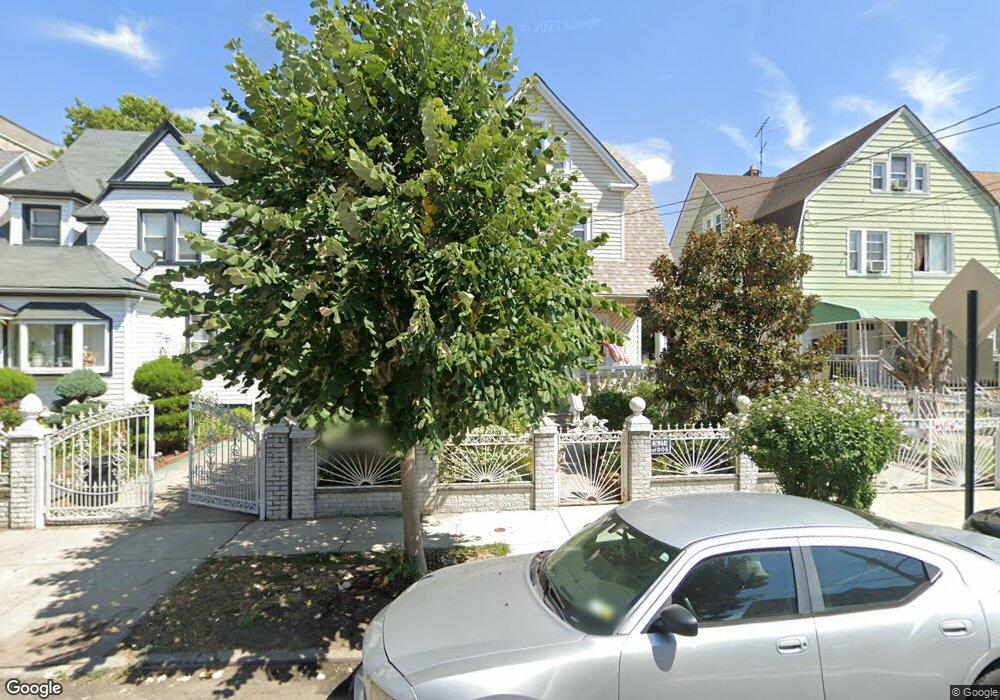 9131 113th St, Richmond Hill, NY 11418 - photo 1