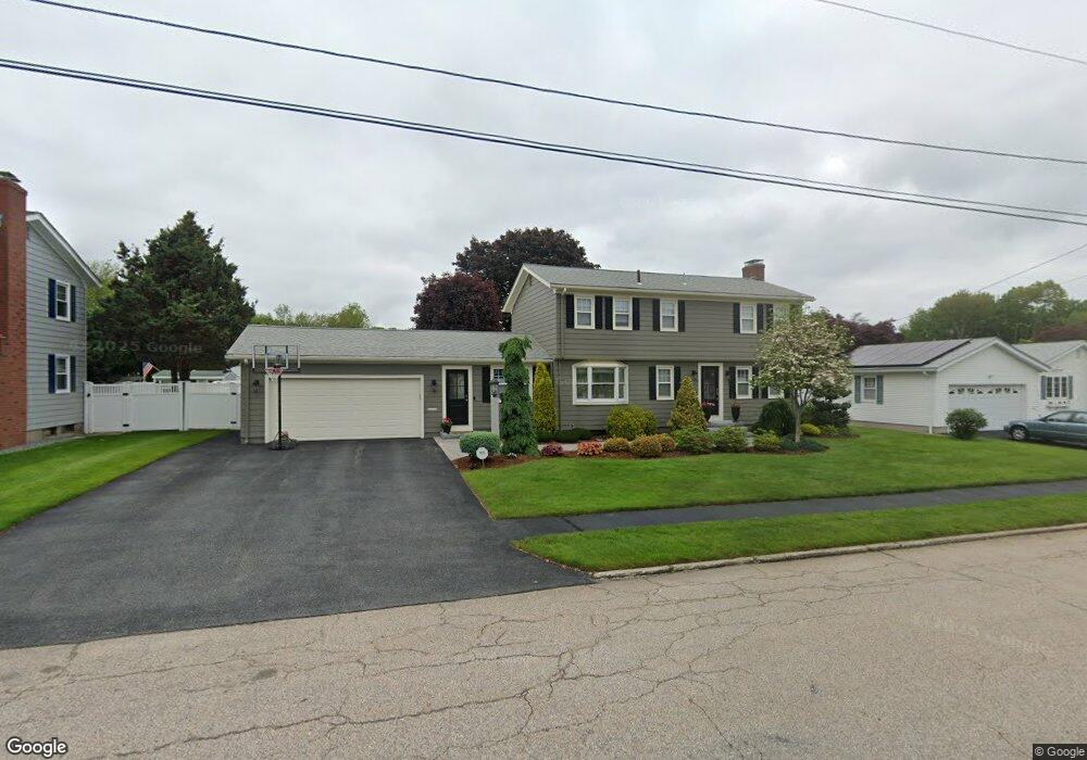 110 Woodview Dr, Cranston, RI 02920 - photo 1