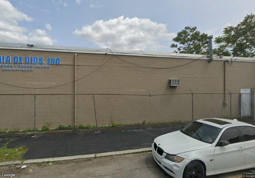 32 Noyes Ave, Providence, RI 02907 - photo 1