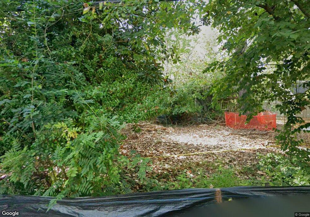 8101 Macarthur Blvd, Cabin John, MD 20818 - photo 1