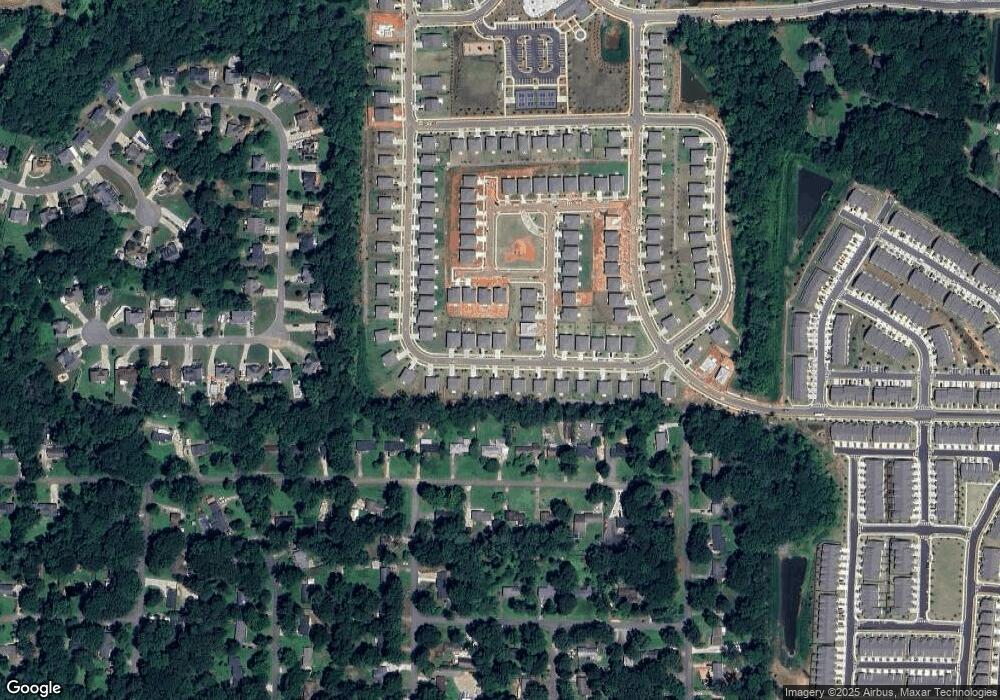 519 Madison Lakeview Dr, Acworth, GA 30102 - photo 1