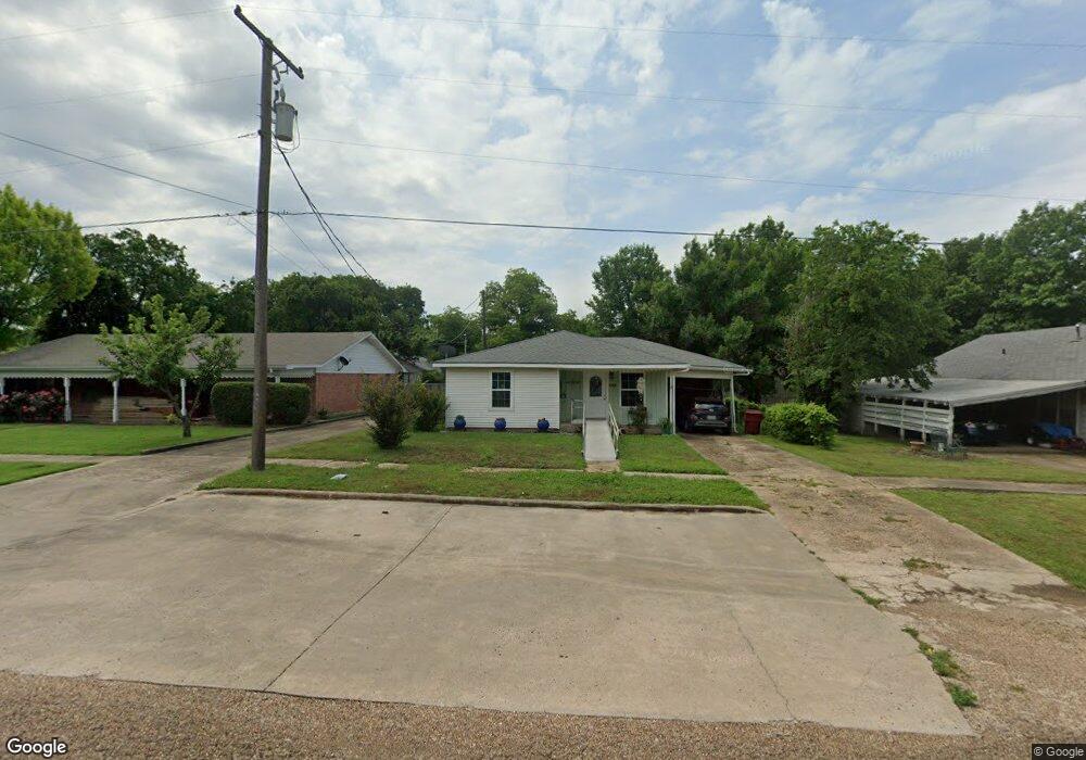 411 W Walnut St, Whitewright, TX 75491 - photo 1