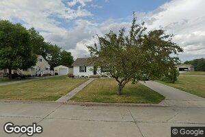 129 6th St NE, Hallock, MN 56728