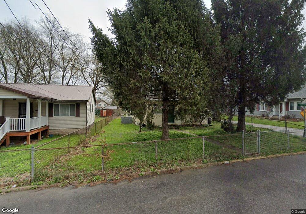 304 27th St, Dunbar, WV 25064 - photo 1