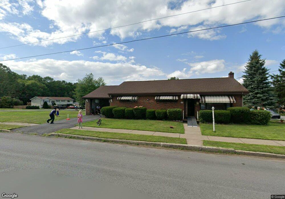 123 Grove St, McAdoo, PA 18237 - photo 1