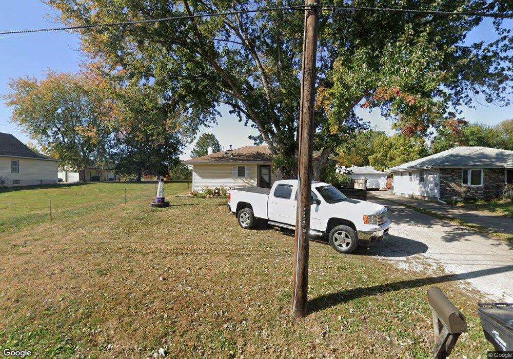 4320 NE 8th St, Des Moines, IA 50313 - photo 1