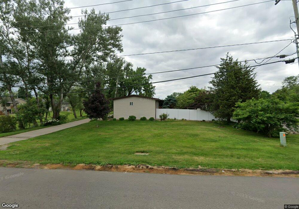1410 Wiley Blvd NW, Cedar Rapids, IA 52405 - photo 1