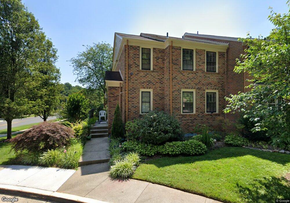 5836 Edson Ln, Rockville, MD 20852 - photo 1