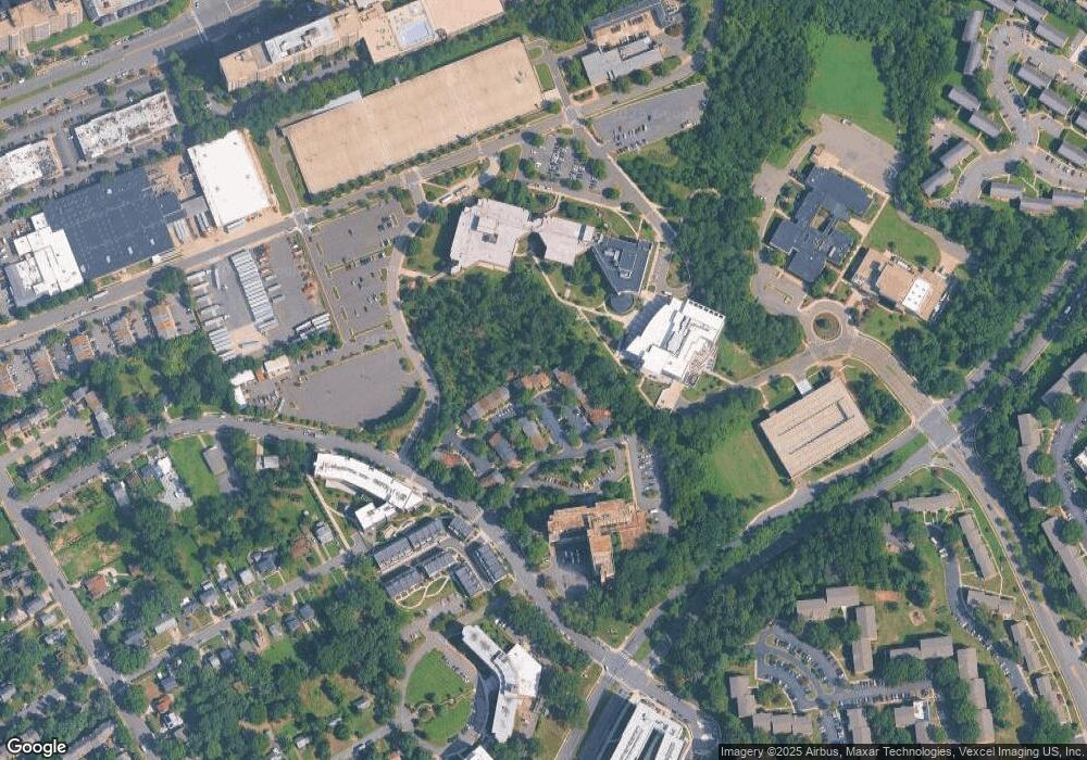 5010 Domain Place, Alexandria, VA 22311 - photo 1