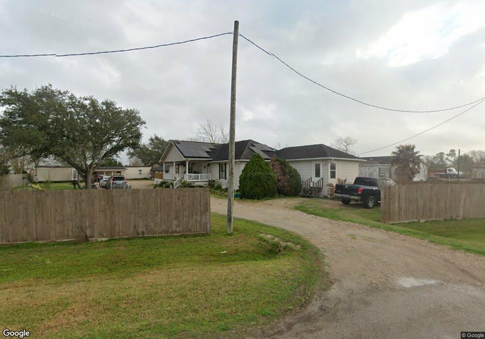 5210 Quail West Rd, Alvin, TX 77511 - photo 1