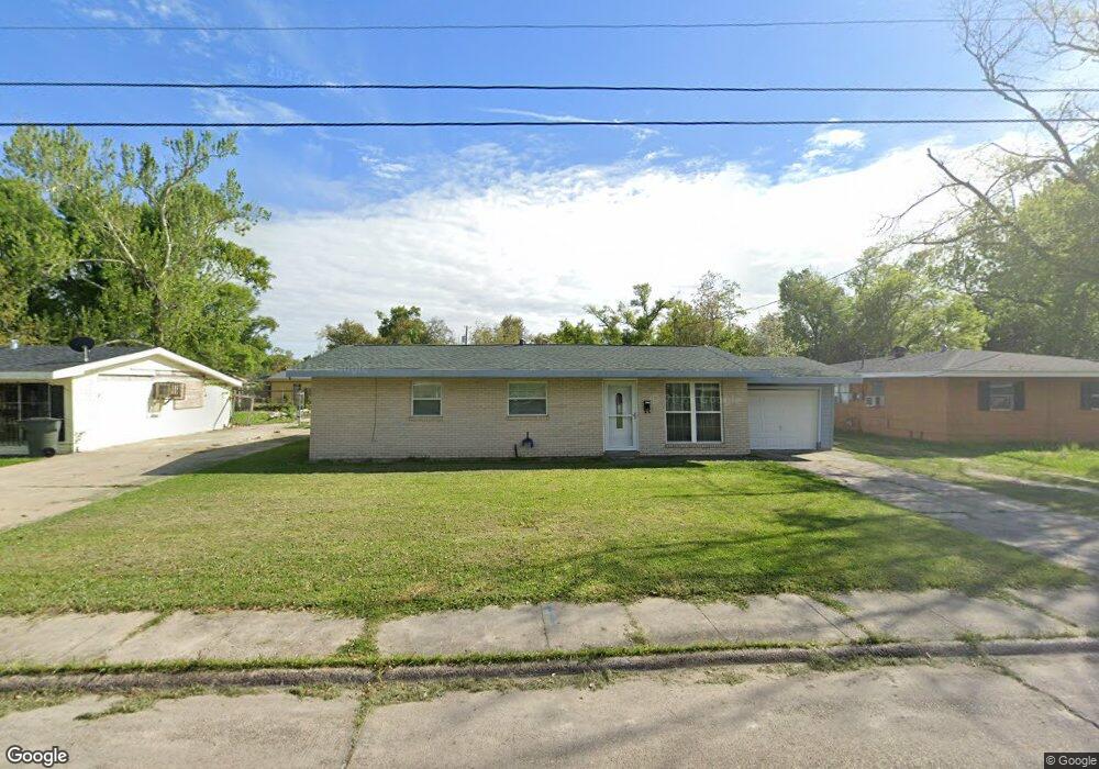 1608 Sunset Dr, Lake Charles, LA 70607 - photo 1