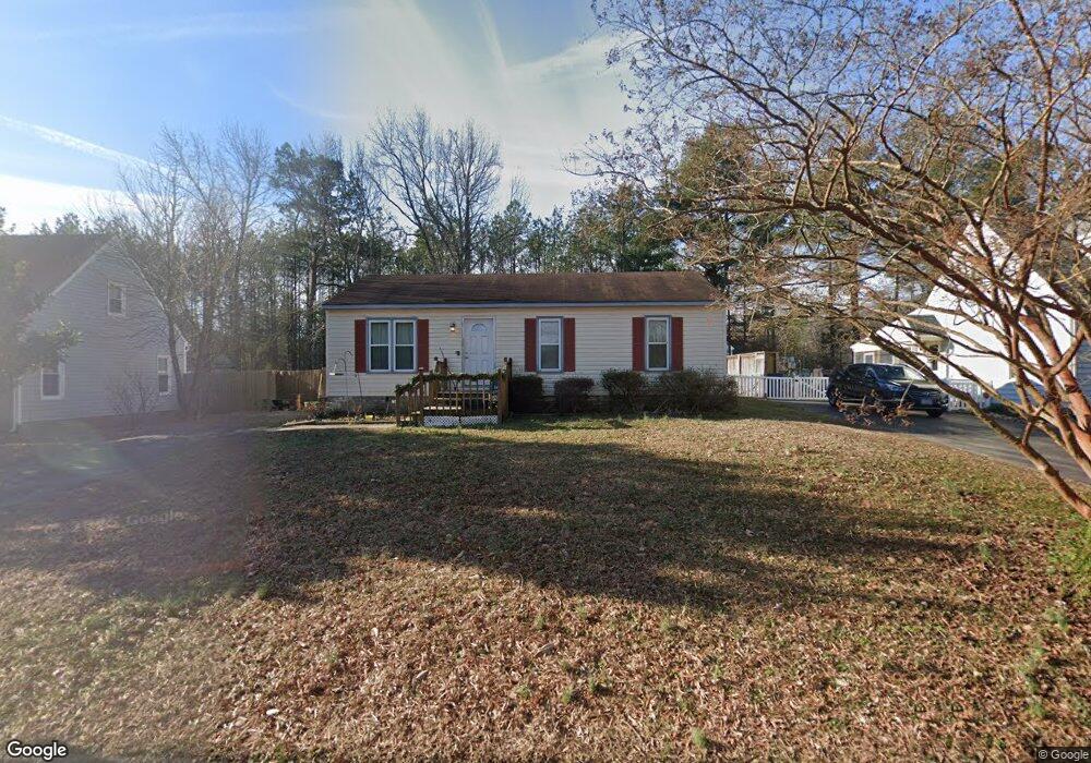 5637 Sara Kay Dr, North Chesterfield, VA 23237 - photo 1