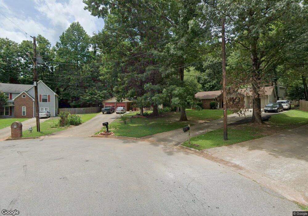 583 Oak Trace Ct, Jonesboro, GA 30238 - photo 1