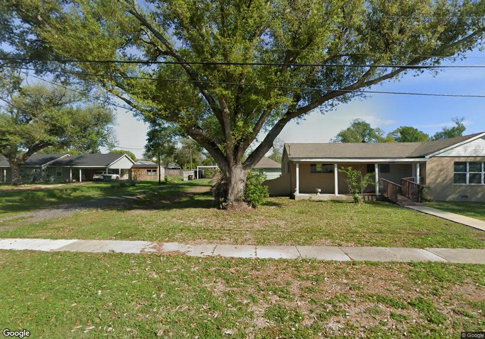 512 W Oak Ln, Lake Charles, LA 70605 - photo 1