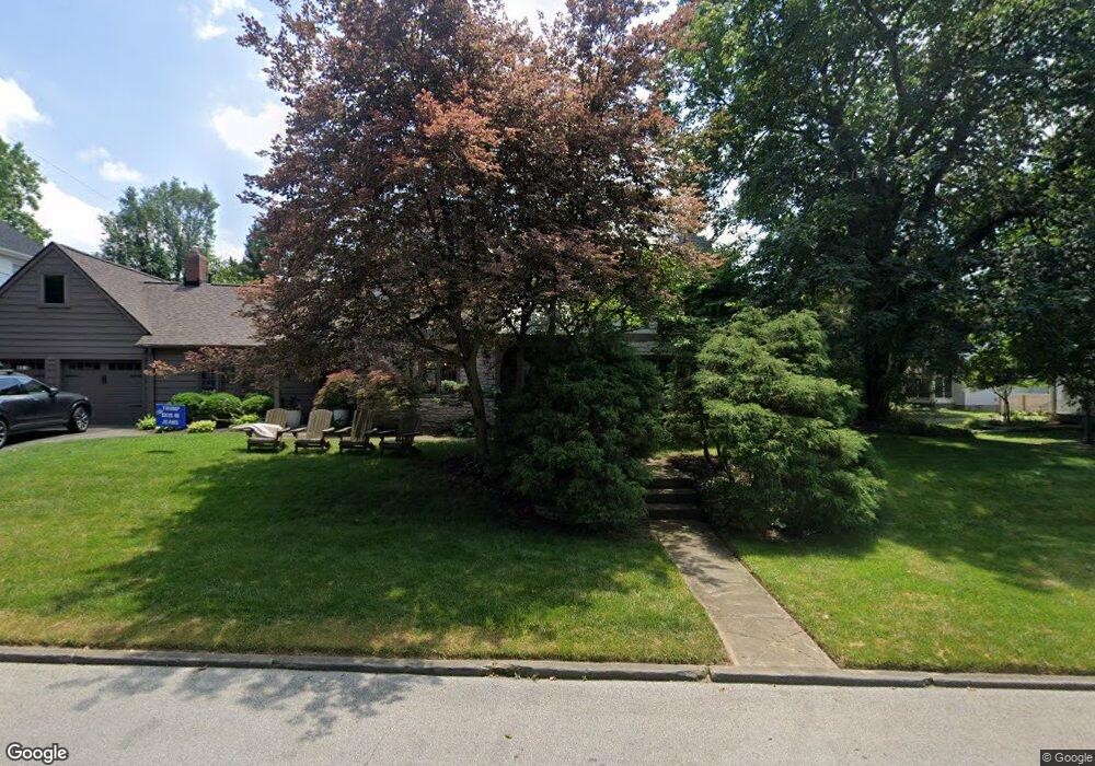 247 Irving Way W, Columbus, OH 43214 - photo 1