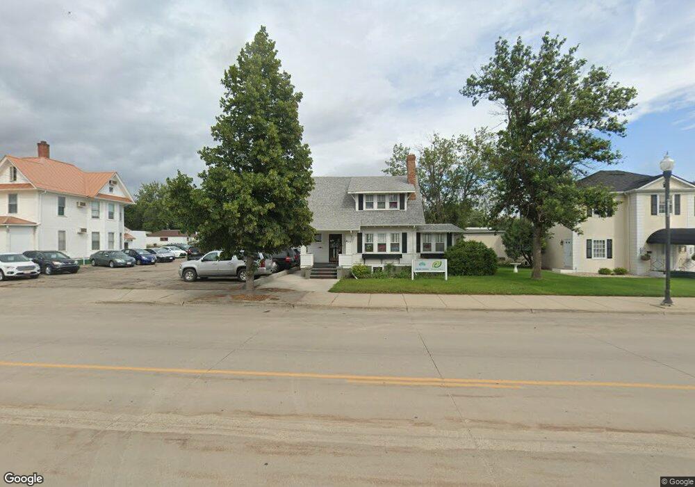 615 1st Ave S, Jamestown, ND 58401 - photo 1