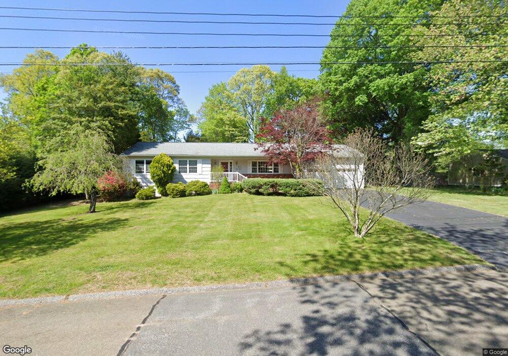 84 Fieldcrest Dr, Trumbull, CT 06611 - photo 1