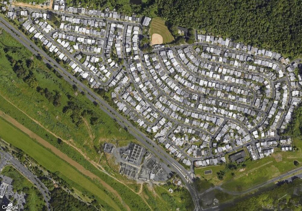 B13 Salamanca, Bayamón, PR 00961 - photo 1