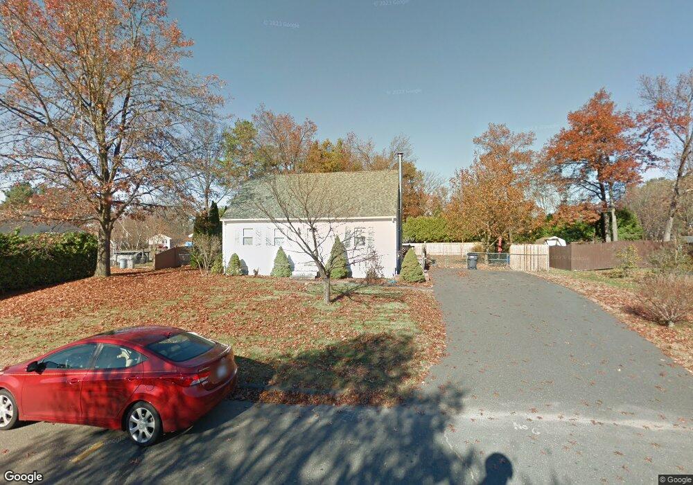 32 Rabideau Dr, Easthampton, MA 01027 - photo 1