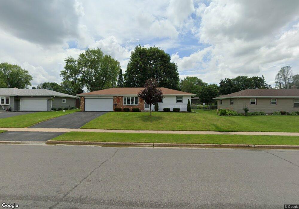 280 Park St, Oregon, WI 53575 - photo 1