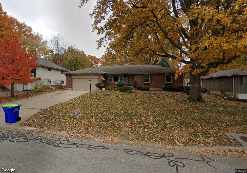 5235 Lucille Ln, Shawnee, KS 66203 - photo 1