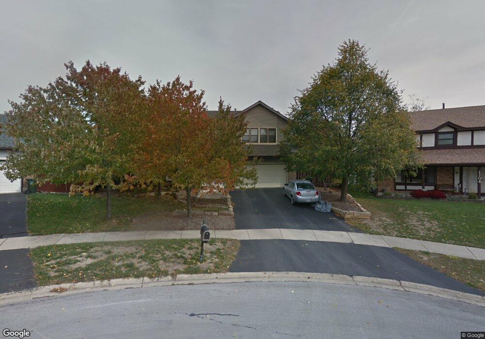 1708 Smokey Ct, Naperville, IL 60563 - photo 1