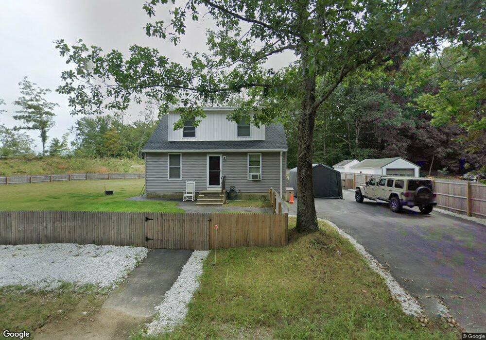 237 Buck St, Pembroke, NH 03275 - photo 1