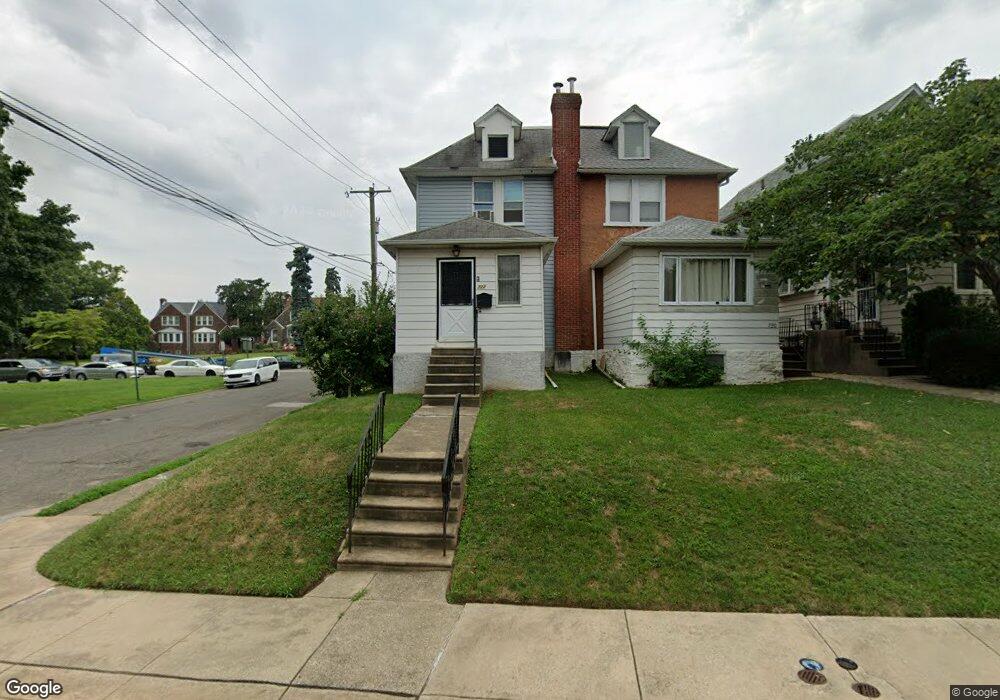 722 W Cobbs Creek Pkwy, Lansdowne, PA 19050 - photo 1