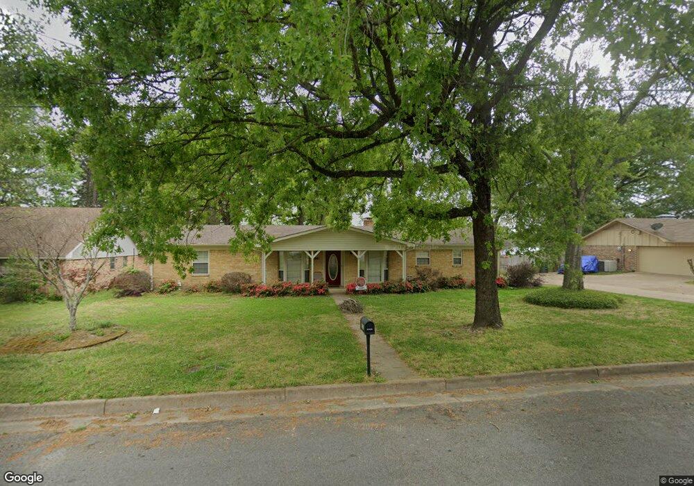 801 Jeffery Dr, Tyler, TX 75703 - photo 1