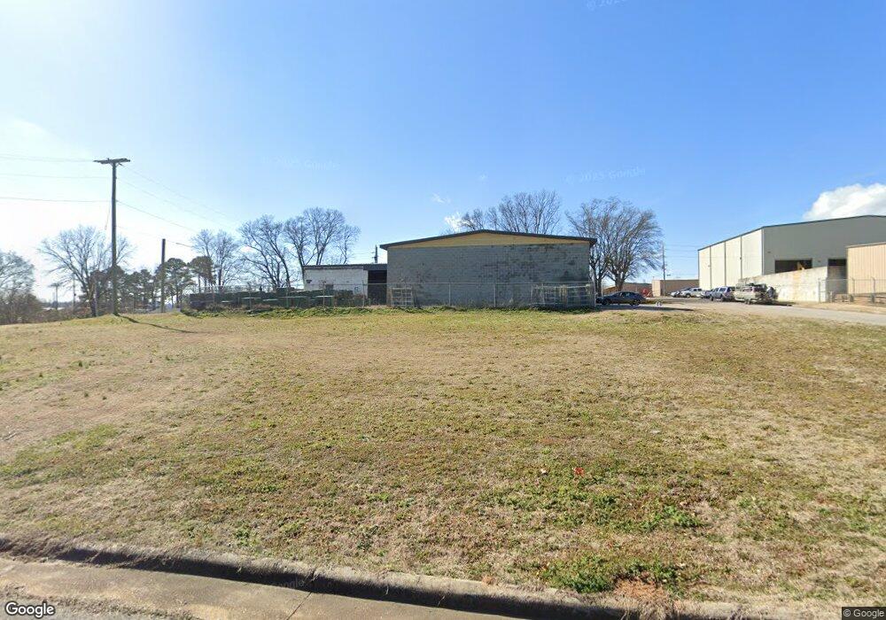 306 S Magnolia St, Florence, AL 35630 - photo 1