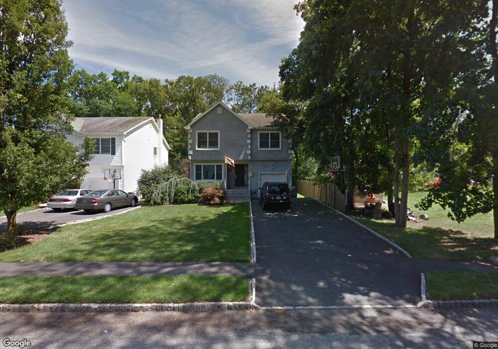 6 Royal Ave, Livingston, NJ 07039 - photo 1