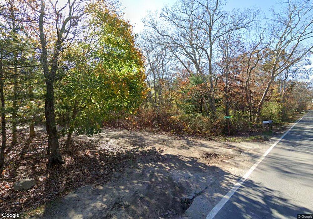 5 Nip N Tuck Ln, Vineyard Haven, MA 02568 - photo 1