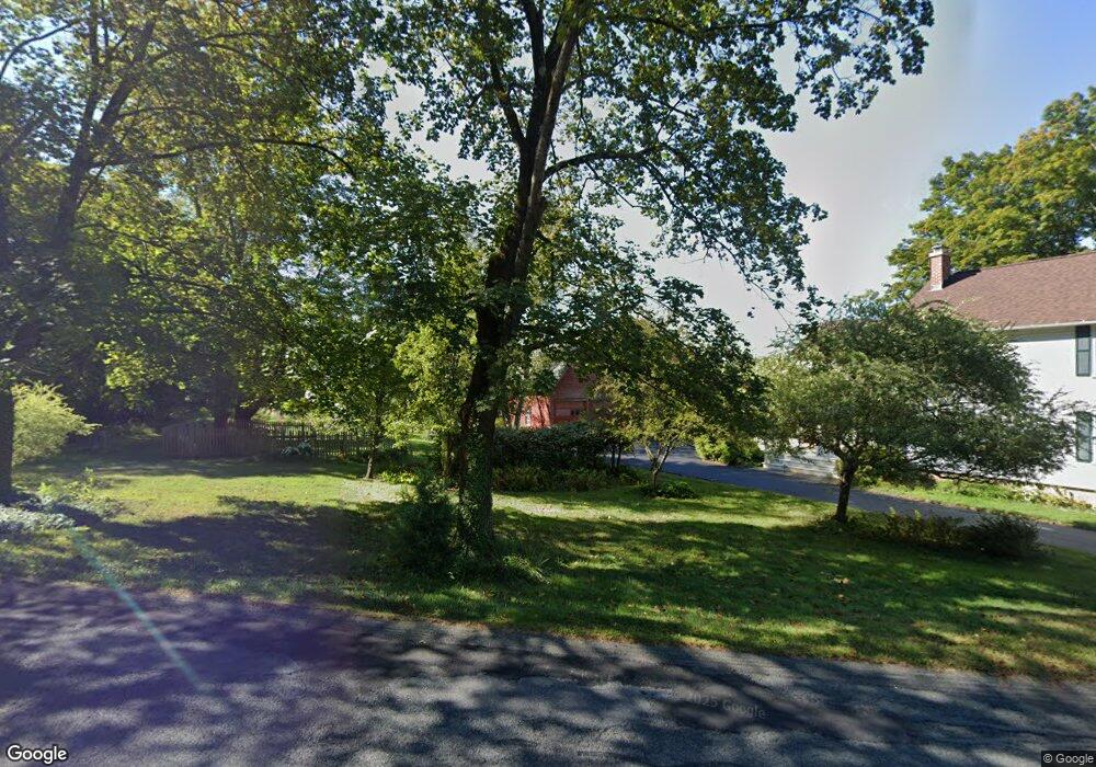 233 Shays St, Amherst, MA 01002 - photo 1