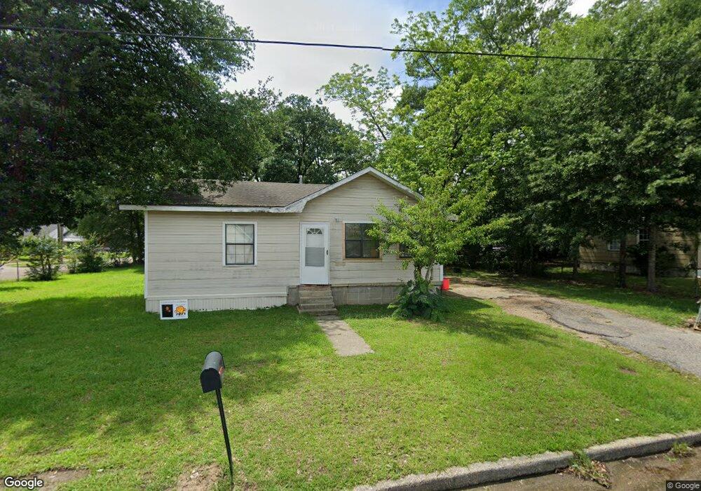 726 Rose Ave, Laurel, MS 39440 - photo 1