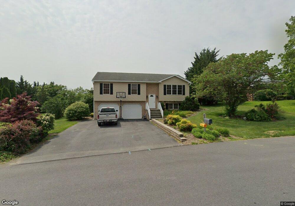 337 Cosell Dr, Chambersburg, PA 17201 - photo 1