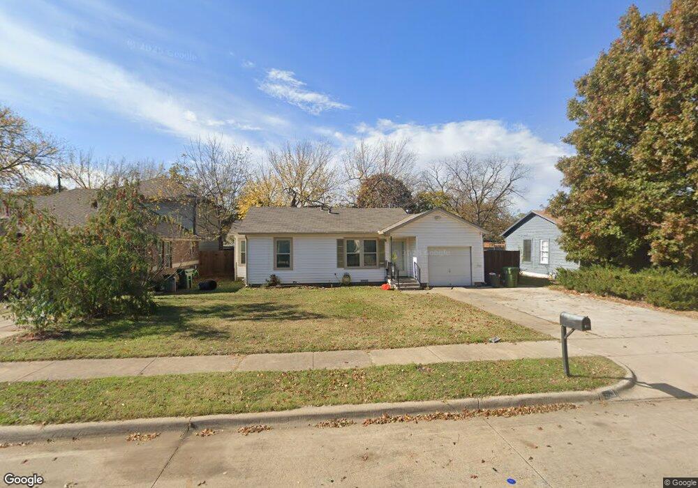 309 Harrison Ln, Hurst, TX 76053 - photo 1