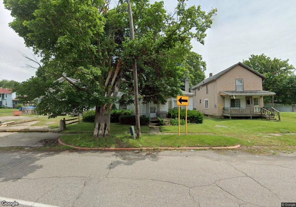 1137 Ann Arbor St, Flint, MI 48503 - photo 1