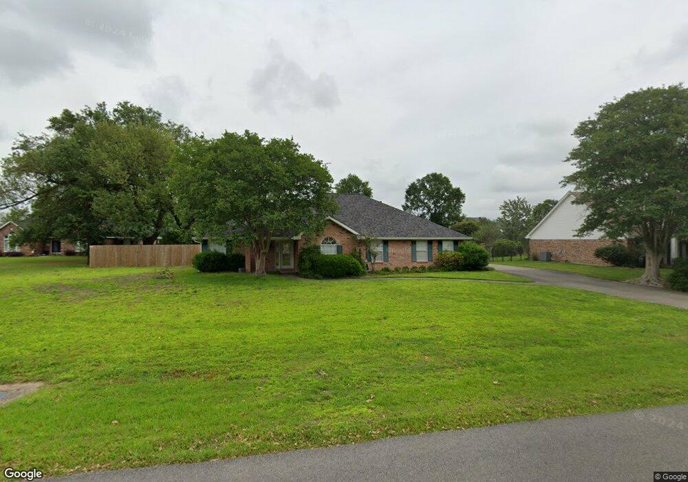 1918 Plantation Dr, Lake Charles, LA 70605 - photo 1