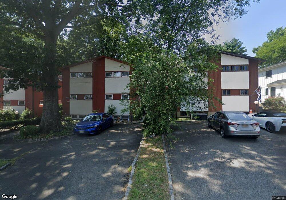 43b Dunes Ln, Port Washington, NY 11050 - photo 1