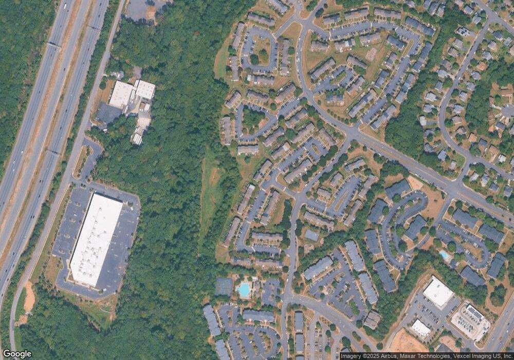 16958 Point Pleasant Ln, Dumfries, VA 22026 - photo 1