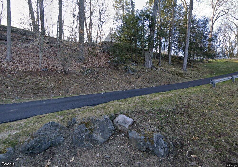 42 Old Bridge Rd unit 1, Brookfield, CT 06804 - photo 1