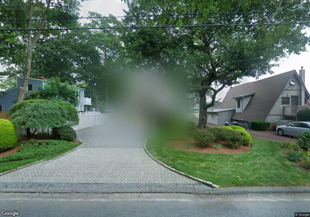 739 Middlebridge Rd, Wakefield, RI 02879 - photo 1