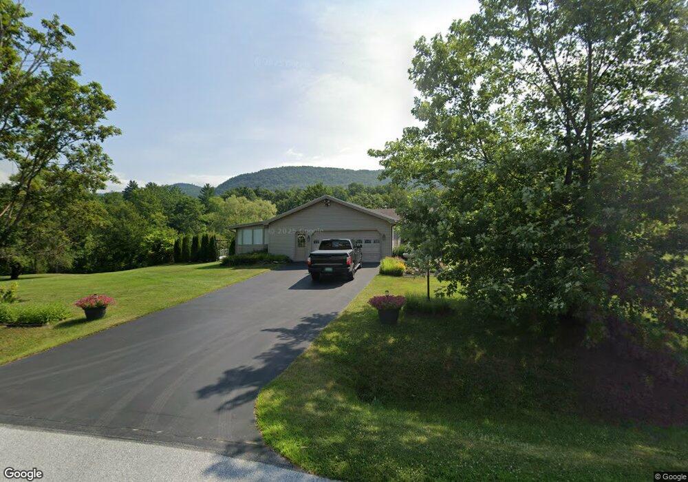 32 Lynette Dr, Rutland, VT 05701 - photo 1