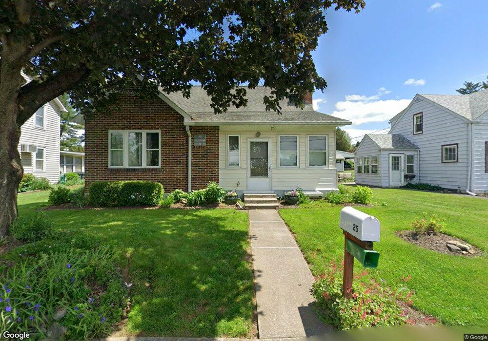 25 S Chestnut St, Macungie, PA 18062 - photo 1