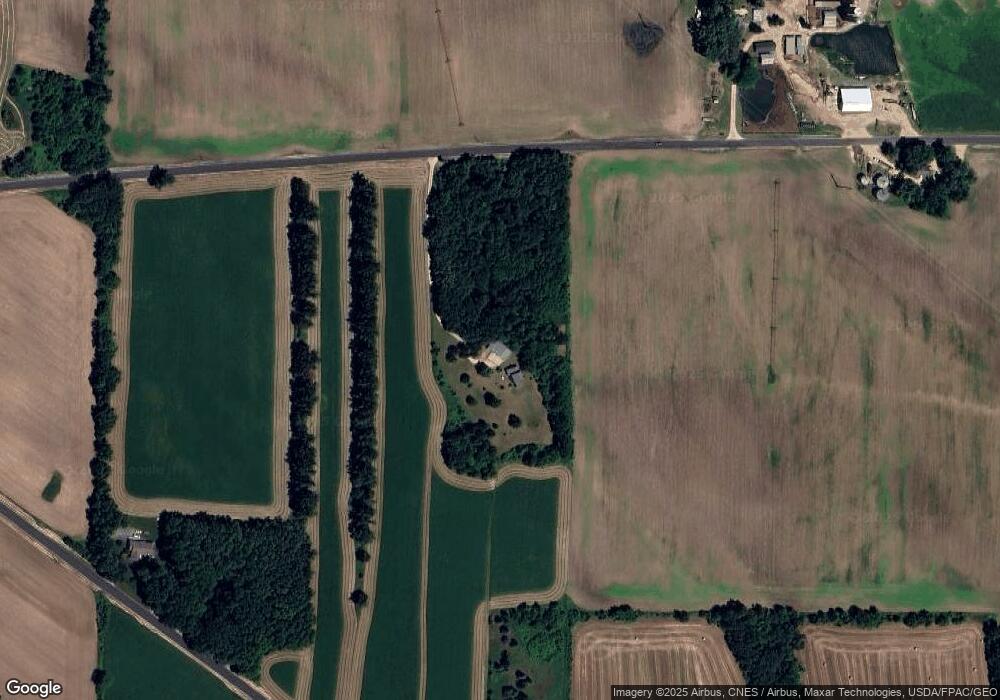 W27085 Schuh Rd, Trempealeau, WI 54661 - photo 1