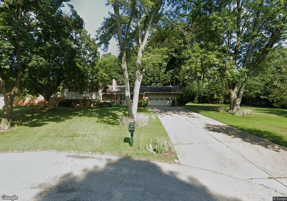 16675 Kent Dr, Granger, IN 46530 - photo 1